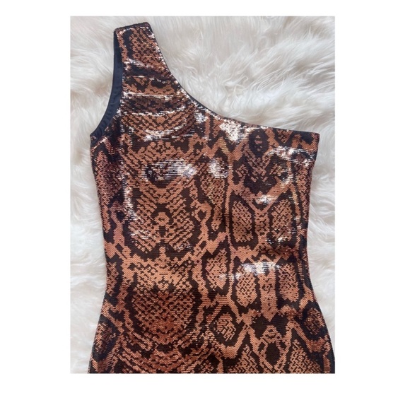 New! BALENCIAGA One Shoulder Snakeskin Print Bodycon Mini Dress FR 36 - Picture 12 of 16